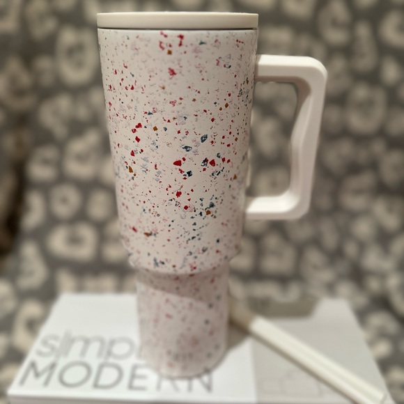 Simple Modern TREK 40oz Tumbler in Cream Terrazzo 🤩New 🆕 & Never Used 😍 - Picture 16 of 17